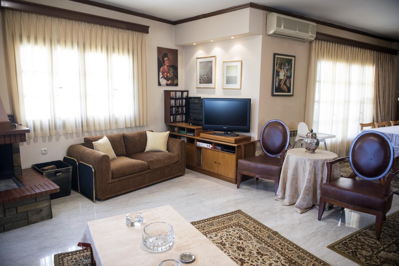 Traditional House In Ano Poli Villa